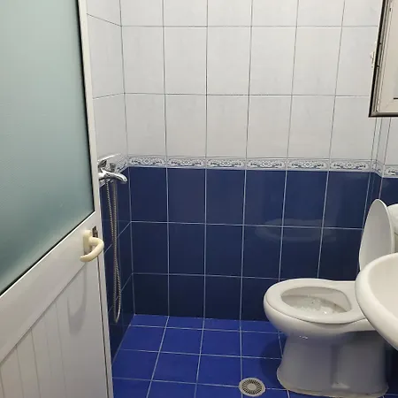 Mirror Hill 招待所 Sarandë